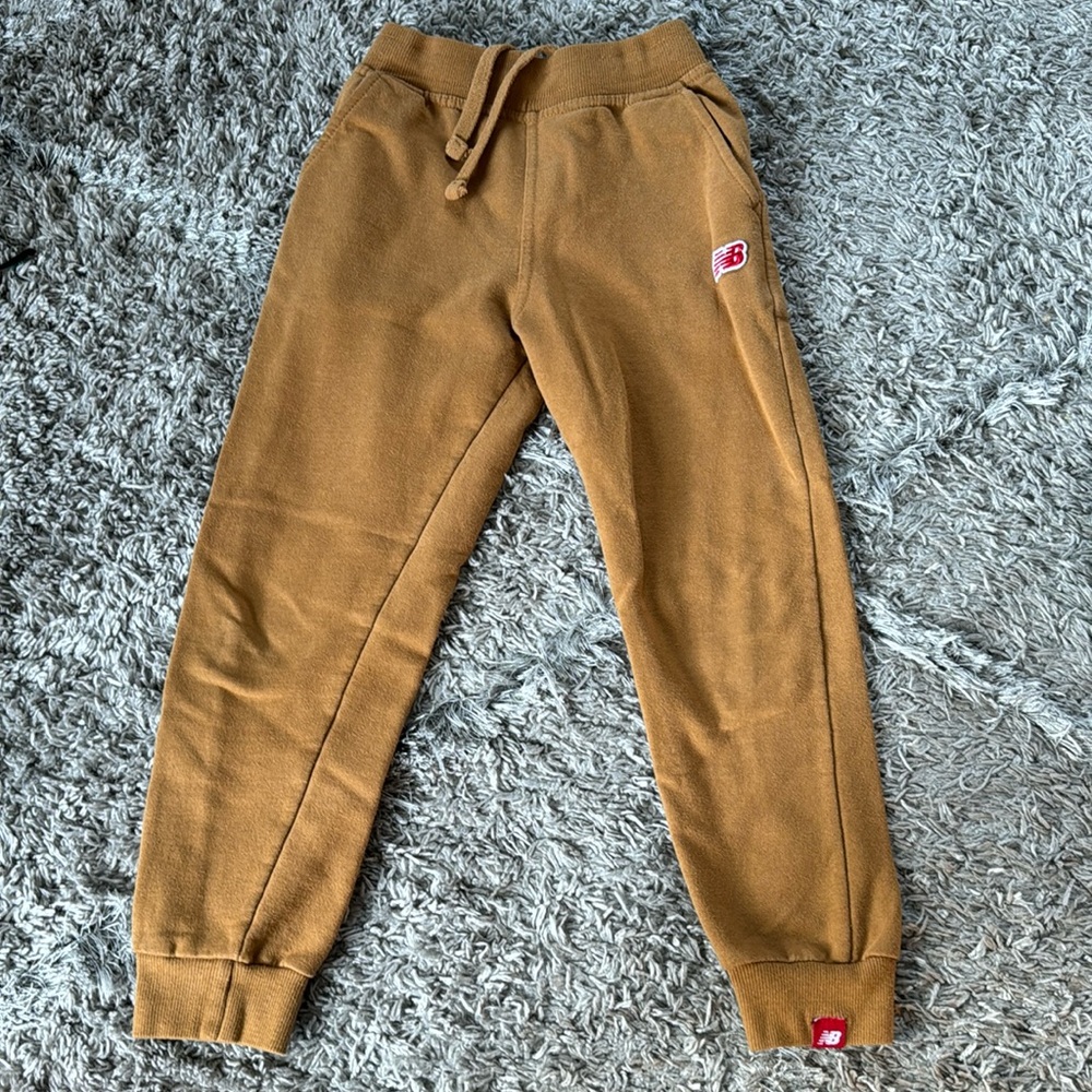 New balance camel joggers